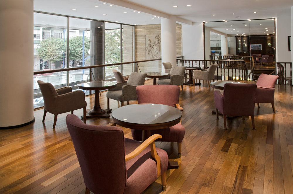 Hotel Dos Reyes 4*